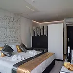 Solar Antigo Porto Aeroporto Bed & Breakfast