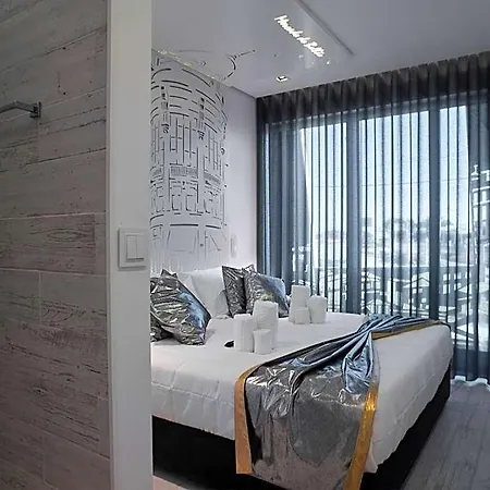 Bed and Breakfast Solar Antigo Porto Aeroporto Maía