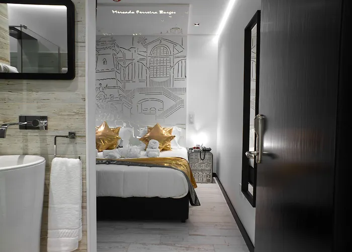 Solar Antigo Porto Aeroporto Bed & Breakfast