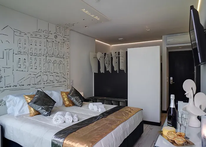 Bed and Breakfast Solar Antigo Porto Aeroporto 4*